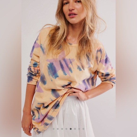 One Teaspoon Tops - Free People One Teaspoon Tie Dye Boyfriend Top NWT